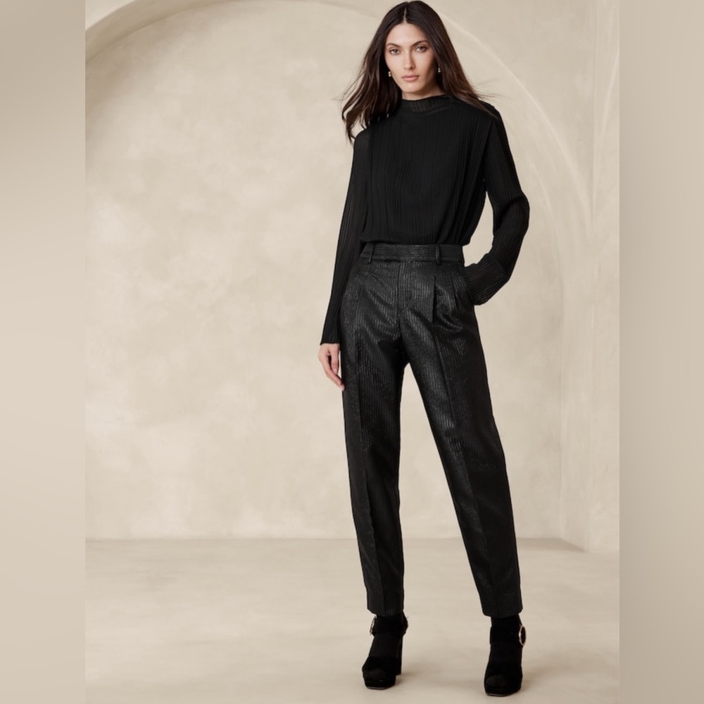 NEW! Banana Republic Black Stripe Luci Slim Lurex Pinstripe Pant 2 Petite 🖥️7️⃣